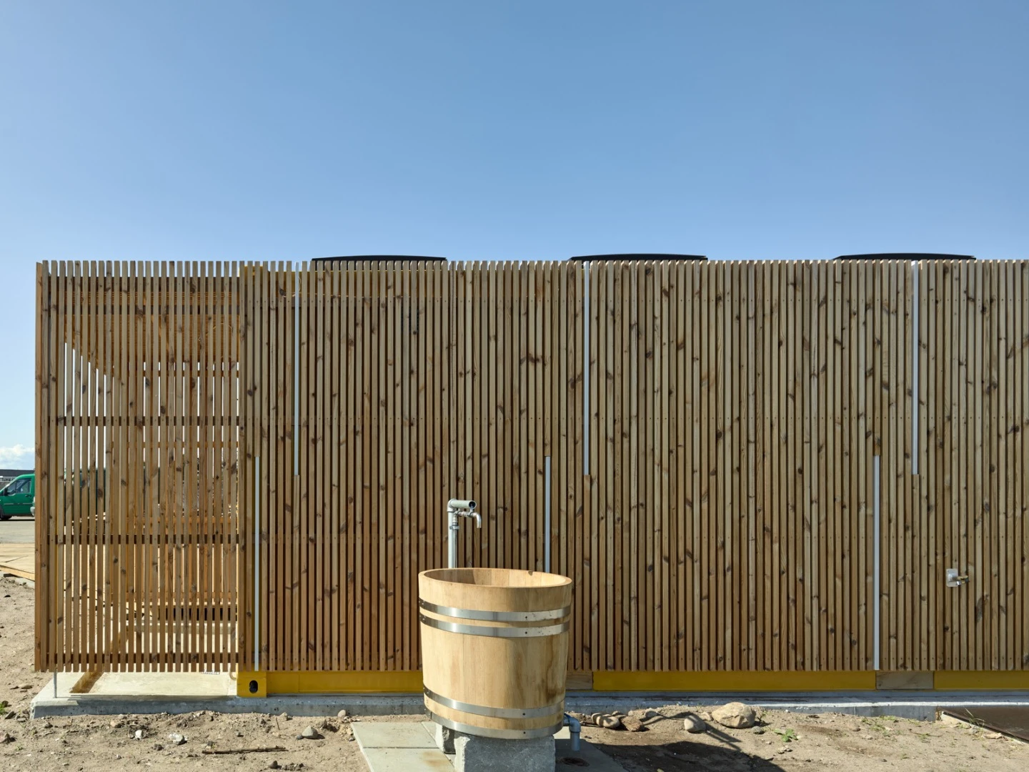 Elsewhere on the site, Sweco installed a facility building with toilets, changing room, depot and outdoor showers
