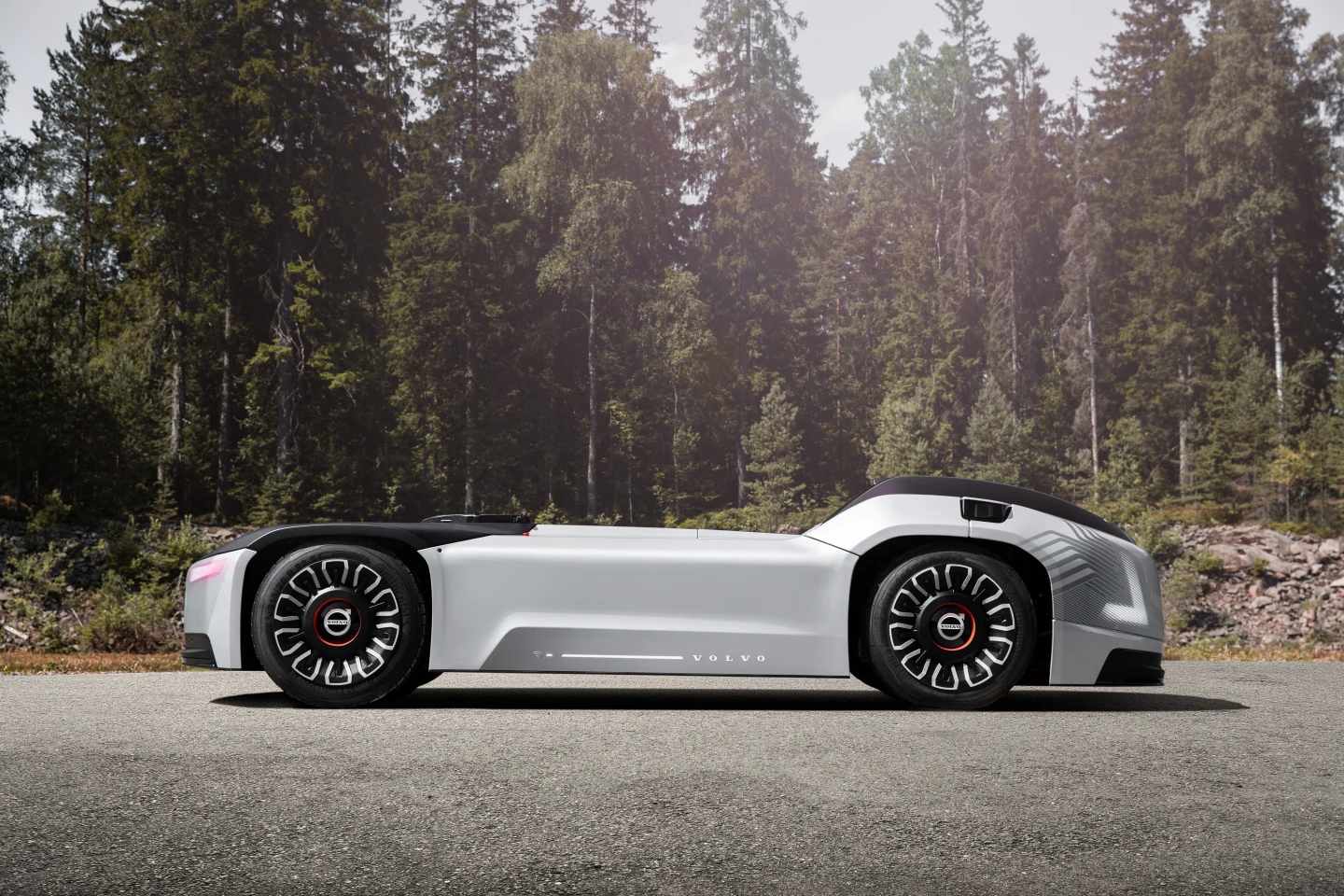 Volvo hasn't revealed any production plans, but does say that in the “near future” it will work with selected customers to develop the concept further