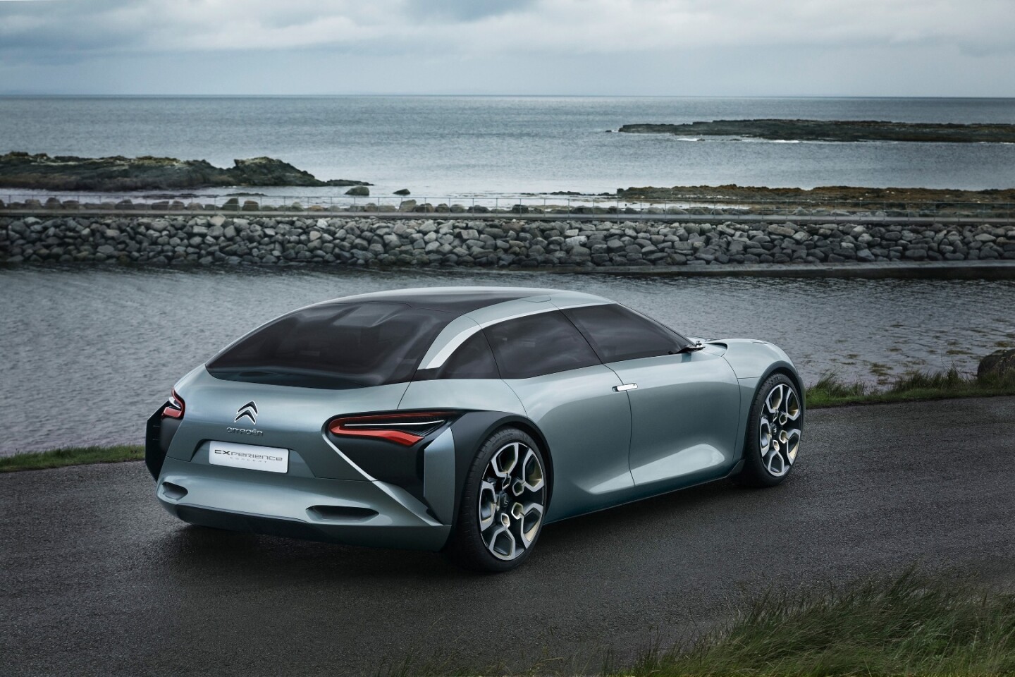 The rear wheel well is grayed at the rear half, accenting the body louvers there which mirror those at front