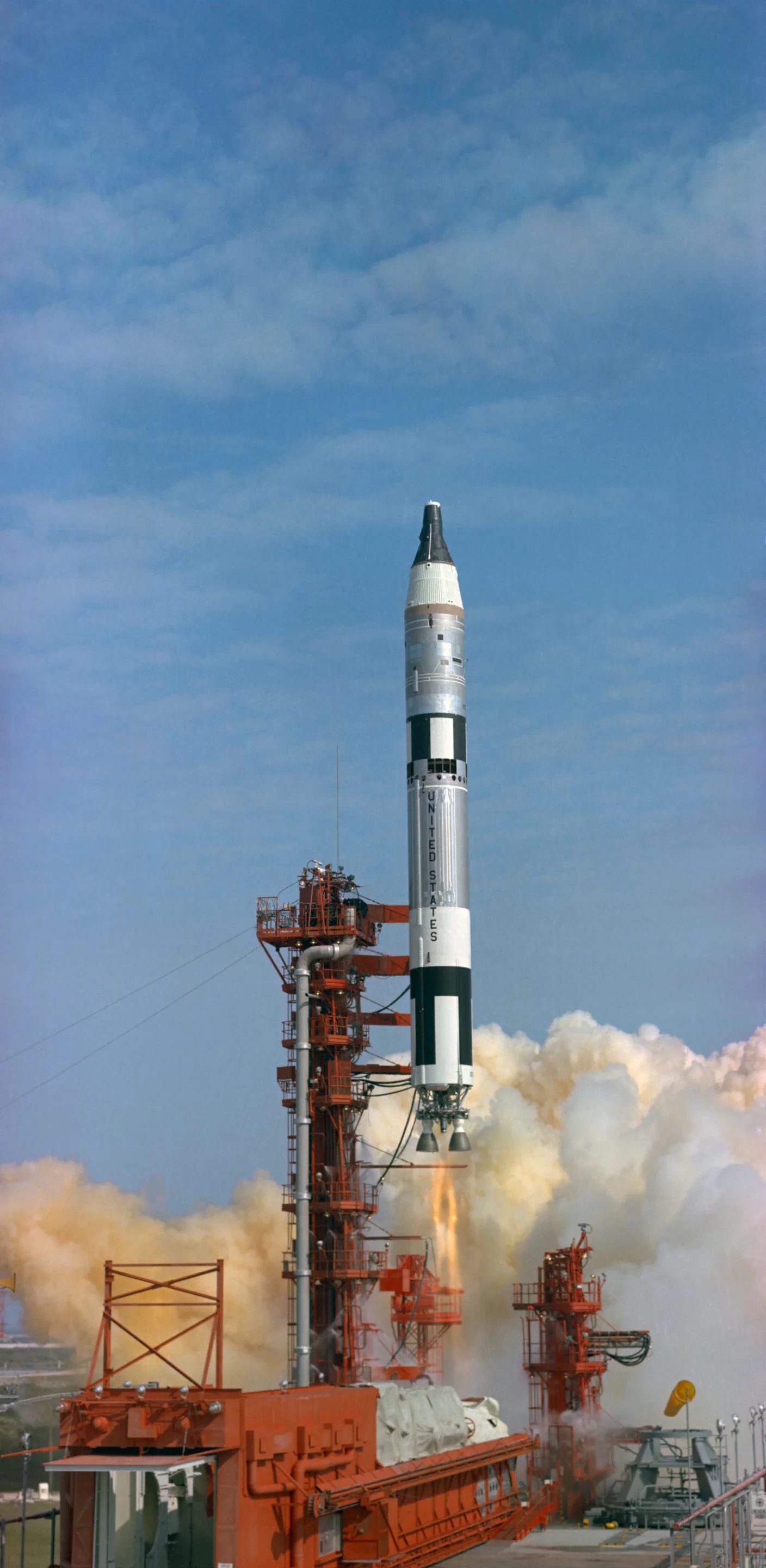 Image of Gemini III launching atop a Titan II rocket (Photo: NASA)