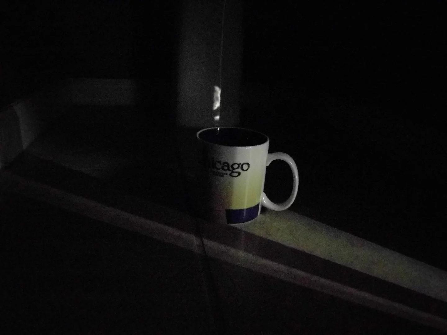 Indoor, poorly-lit camera sample (Nexus 6P)