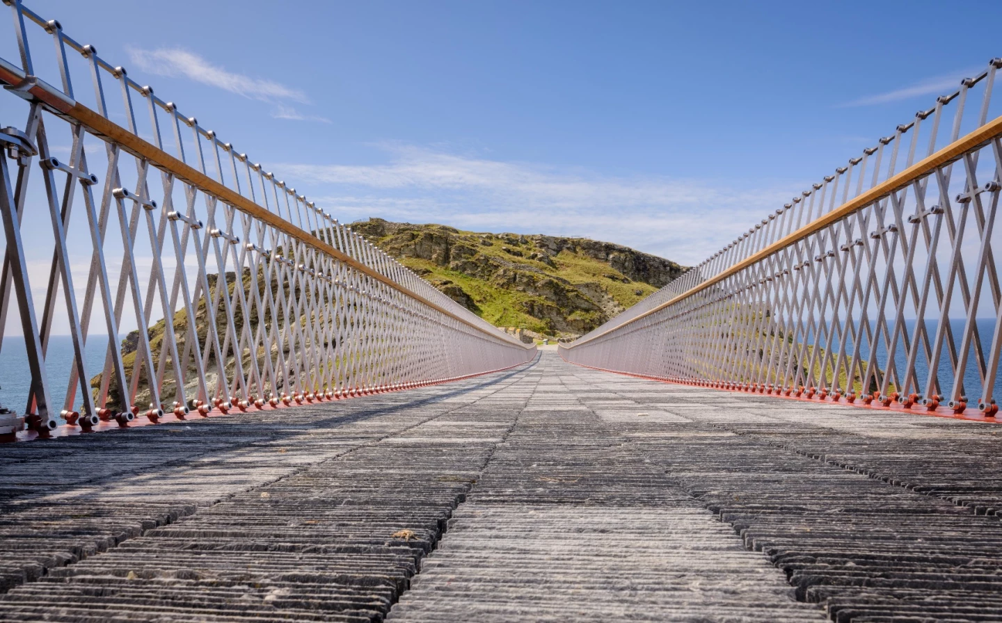 A total of 40,000 hand-cut locally-sourced slate tiles were used to construct Tintagel Castle footbridge