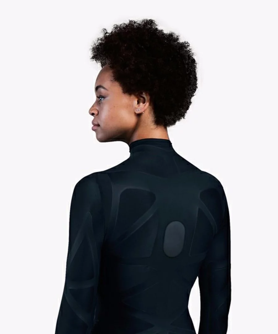 The ZozoSuit contains over 150 integrated capacitive stretch sensors