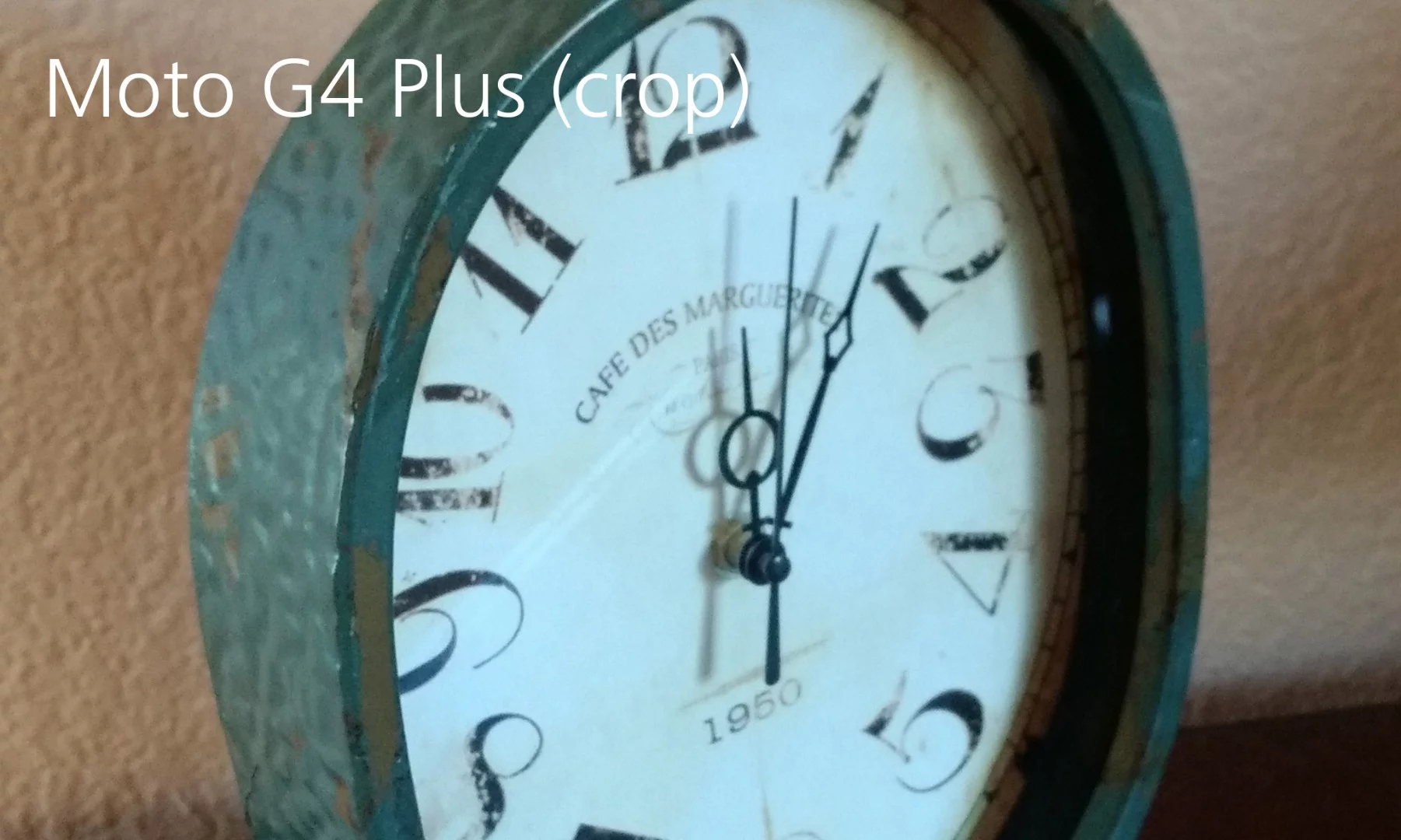 Moto G4 Plus camera sample (indoors, medium light) - cropped