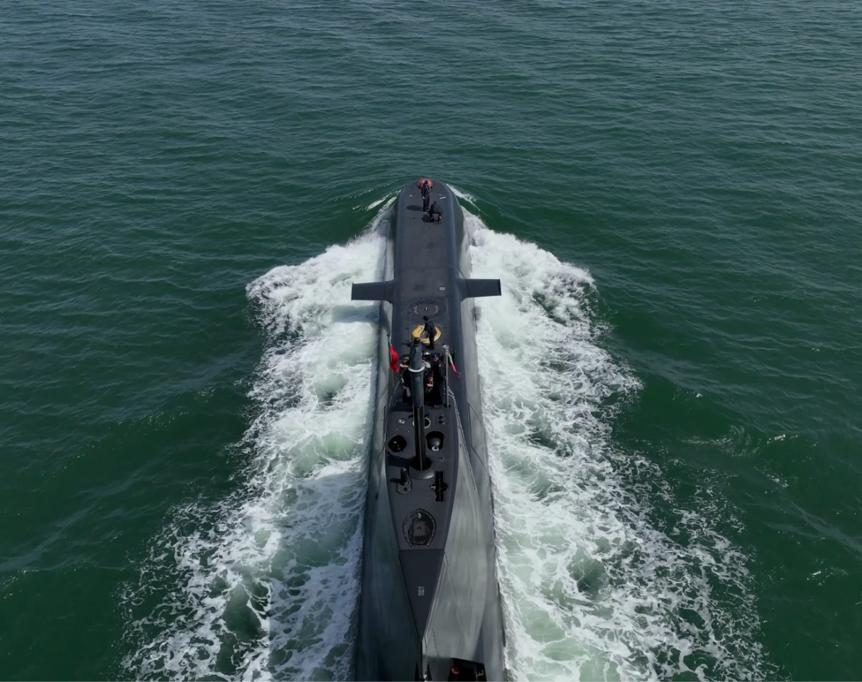 a Tridente-class submarine under way