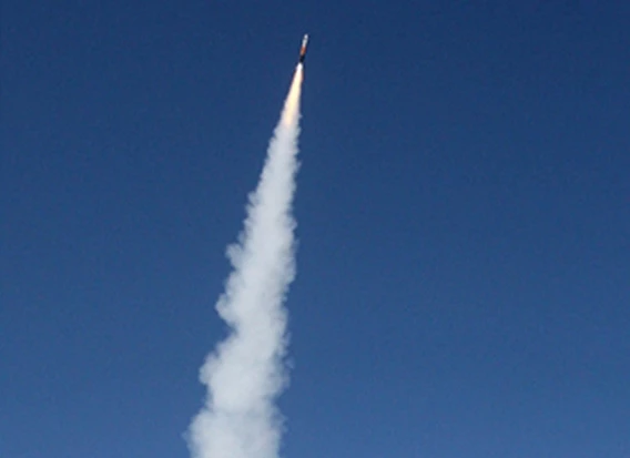 The Lockheed Martin Miniature Hit-to-Kill interceptor in powered flight (Photo: Lockheed Martin)