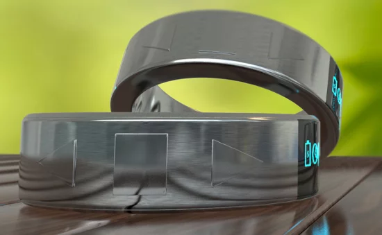 A 13 mm (0.5 in) wide and 4 mm (0.16 in) thick stainless steel body forms the band of the ring