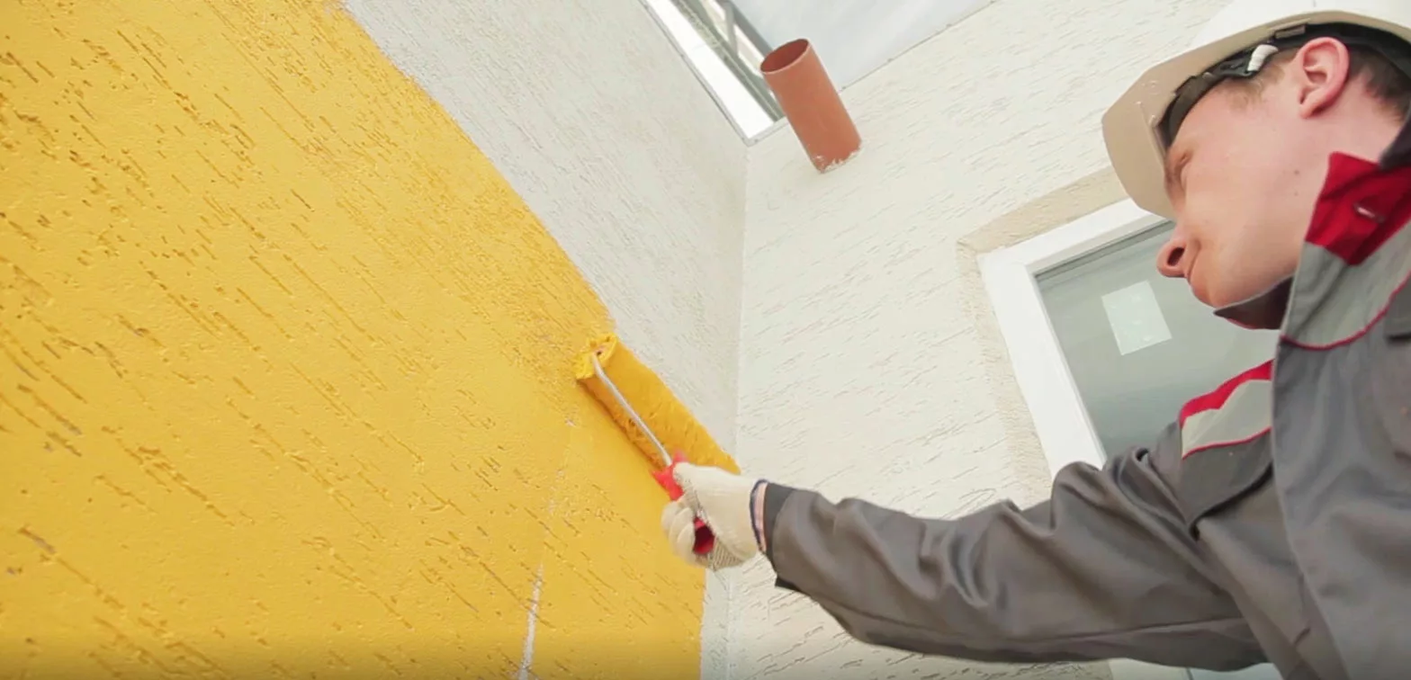 Painting the 3D-printed house