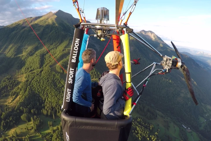 The two-person FlyDOO basket, with its diminutive burner and "vectored thrust unit"