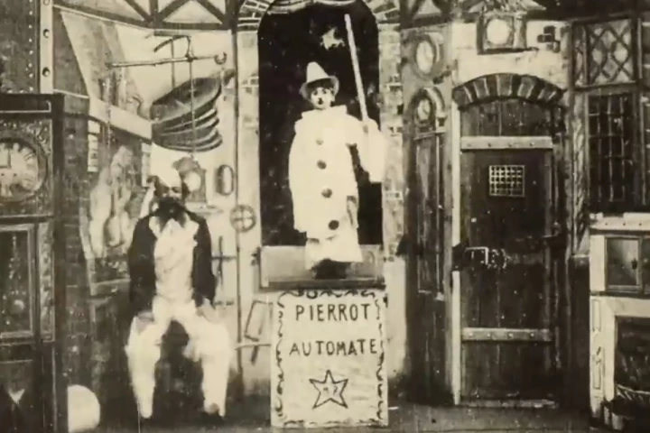 Gugusse et l'Automate is thought to be the very first movie to feature a robot