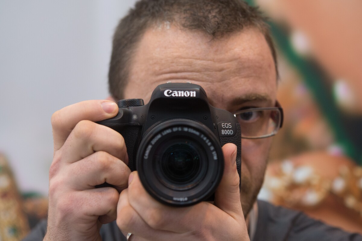 Hands-on: Looking at the differences between Canon’s new mid-range DSLRs