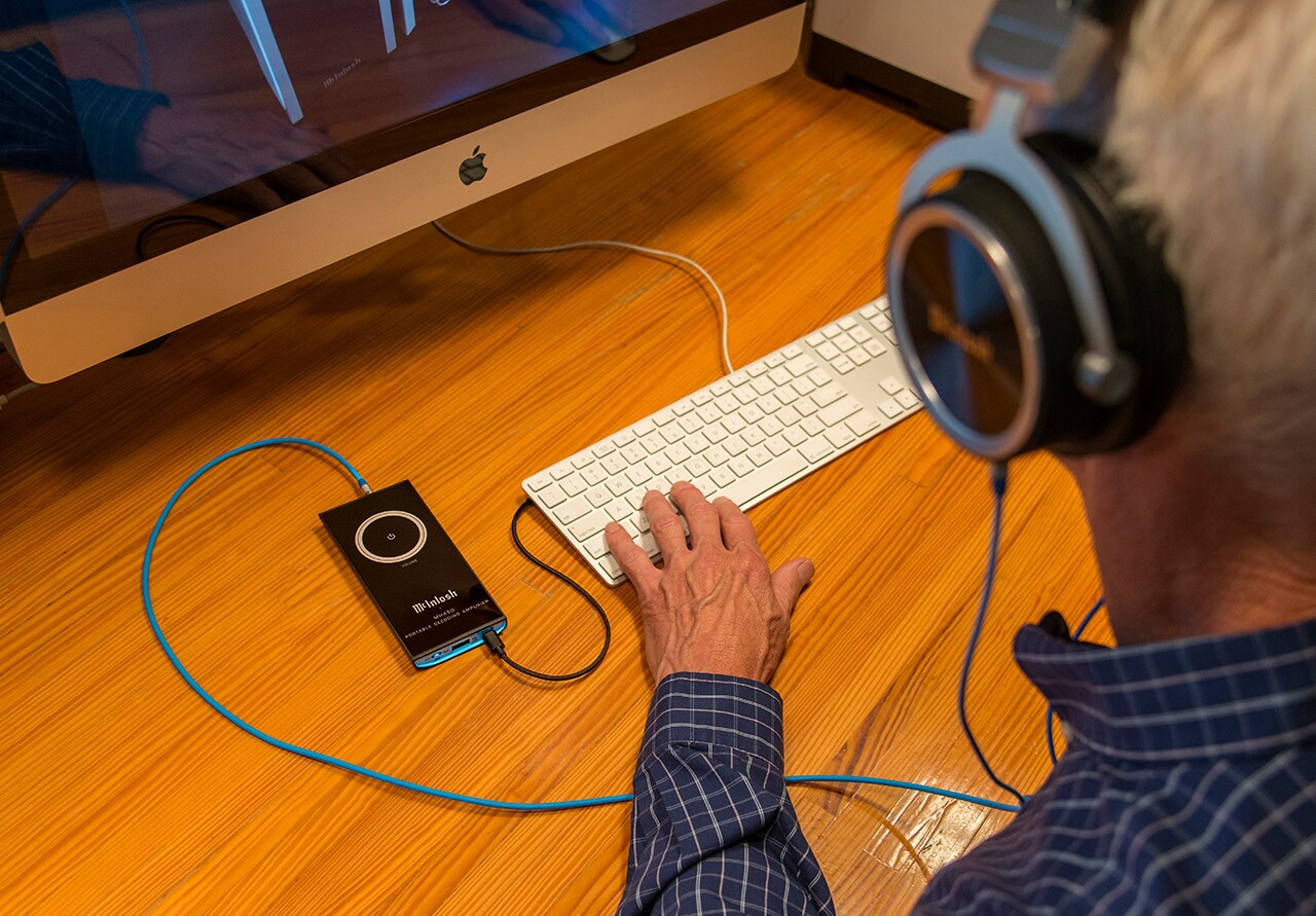 The MHA50 features a 32-bit digital-to-analog converter capable of supporting high resolution digital audio formats up to 32-bit/192 kHz resolution, as well as native support for DSD256 and DXD384 files and asynchronous USB audio