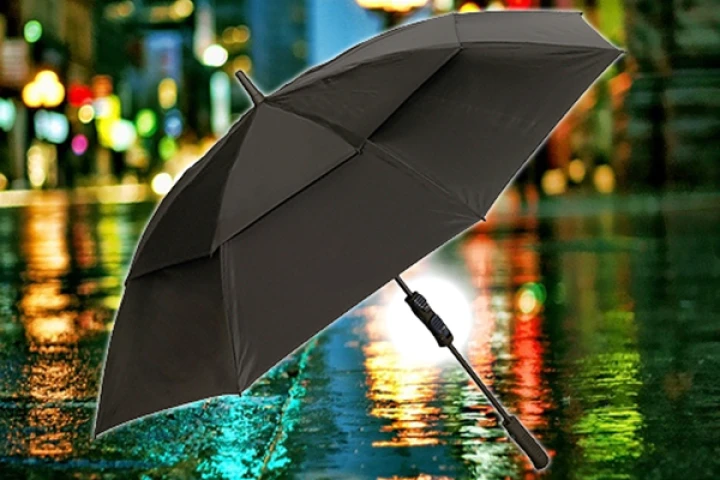 The GRIP2 Umbrella features an adjustable grip