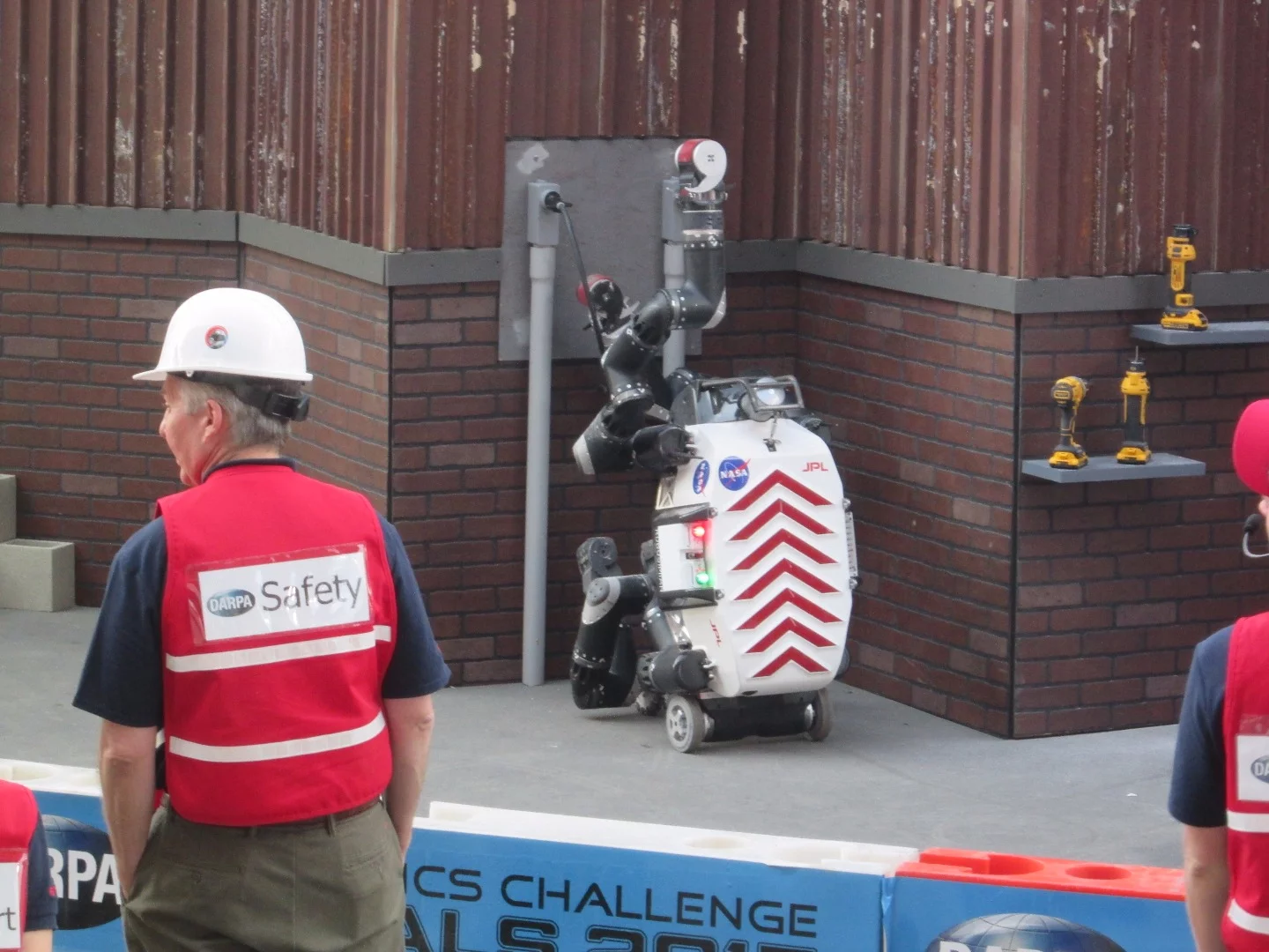 Robosimian at surprise task