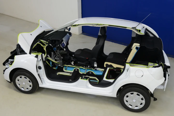 PSA Peugeot Citroen's Hybrid Air technology that combines an ICE with compressed air energy storage technology