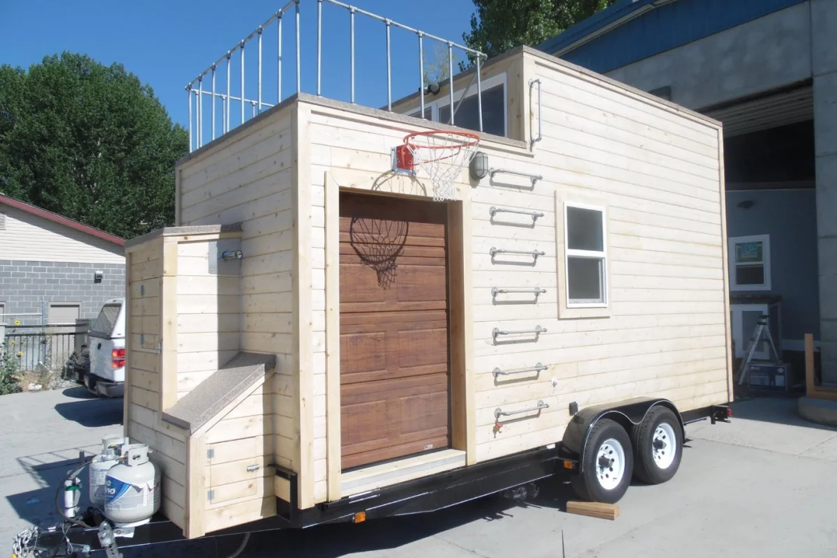 The model pictured is up for sale at US$33,500