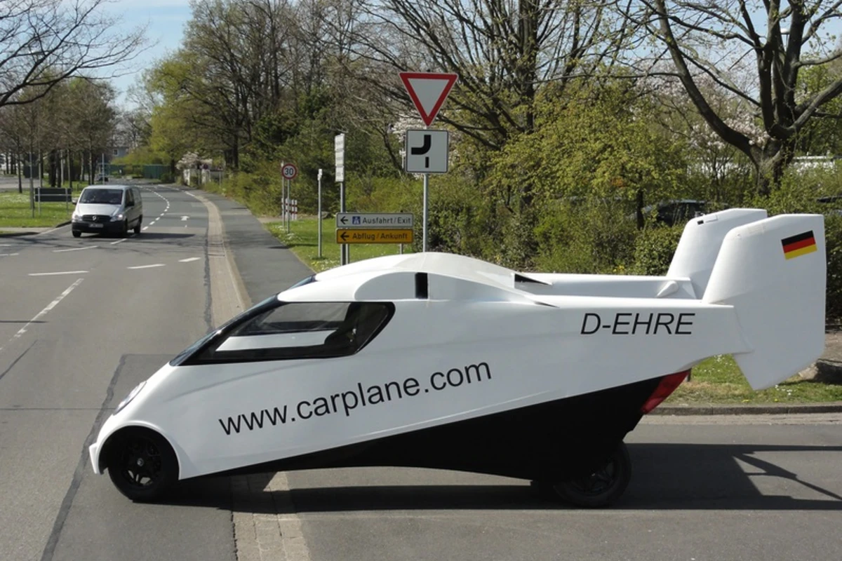 The Carplane flying car prototype hits the road in Germany