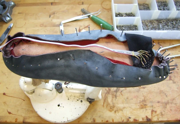 To create the GPS shoes, Wilcox teamed up with interactive arts and technology expert Becky Stewart and shoe maker Stamp Shoes
