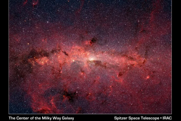 Infrared mosaic of the galactic center captured by the Spitzer Space Telescope