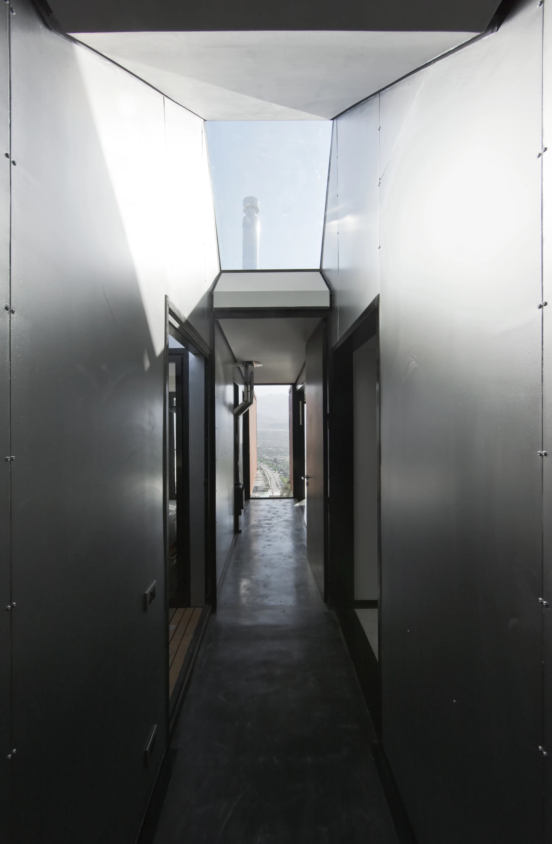 Caterpillar House was completed in 2012 (Photo: Sergio Pirrone)