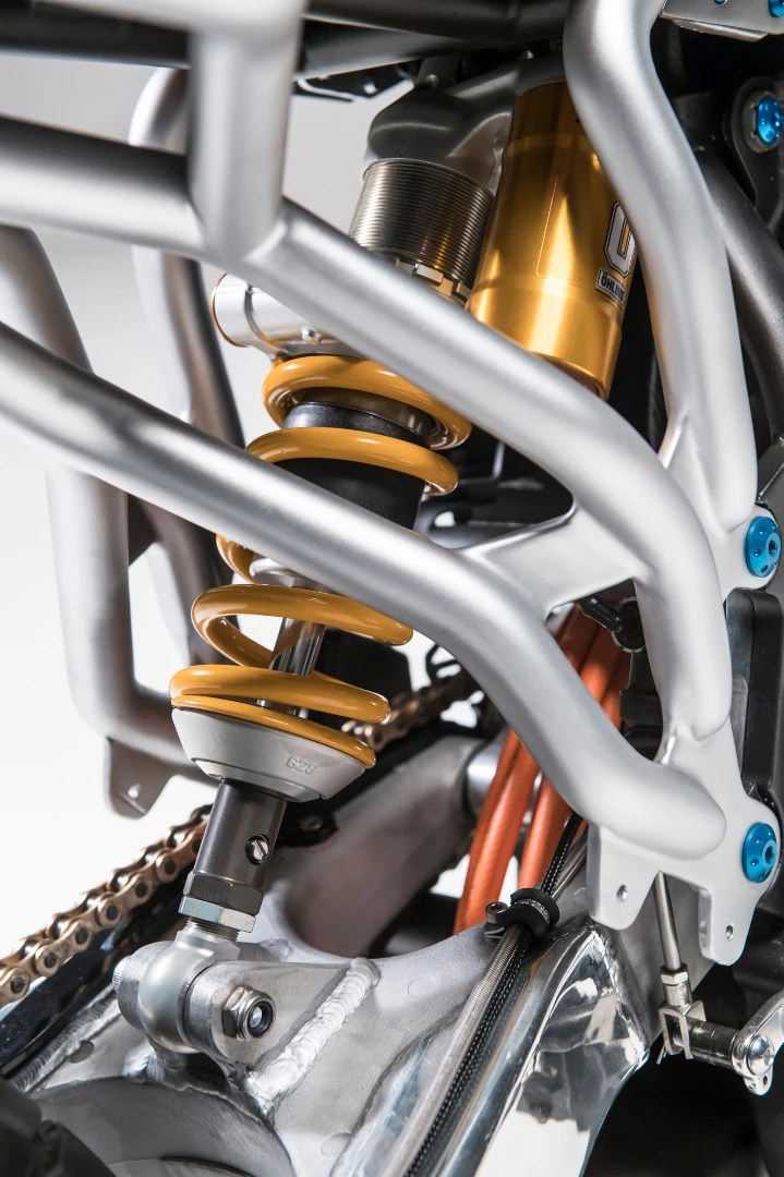 Aero E-Racer: Ohlins TTX shock