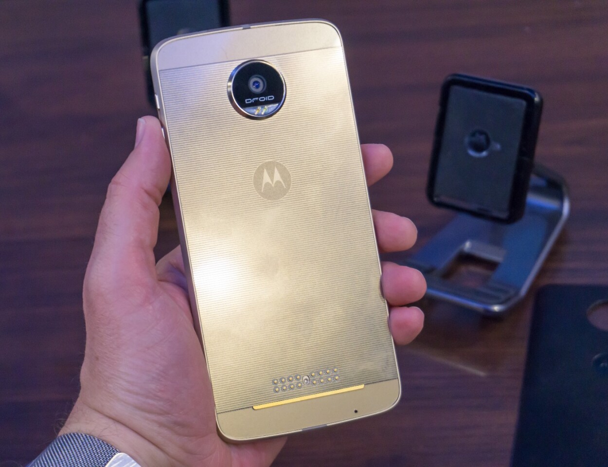 Back of a Moto Z without back plate