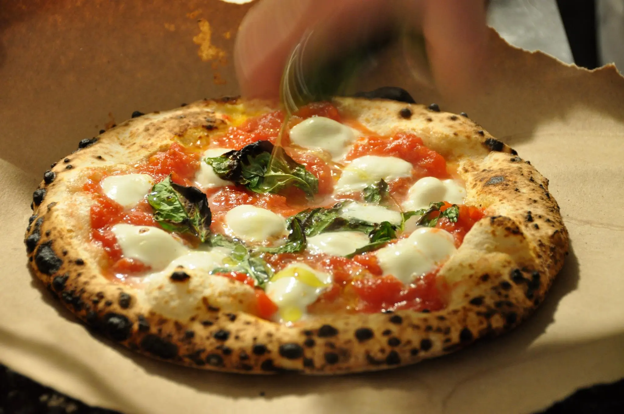 There is no doubt that the Margherita is one of the most popular versions of a Neapolitan style pizza