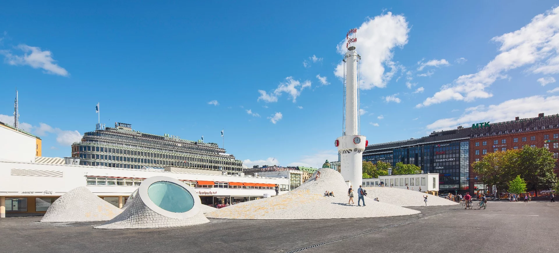 The undulating Lasipalatsi Square