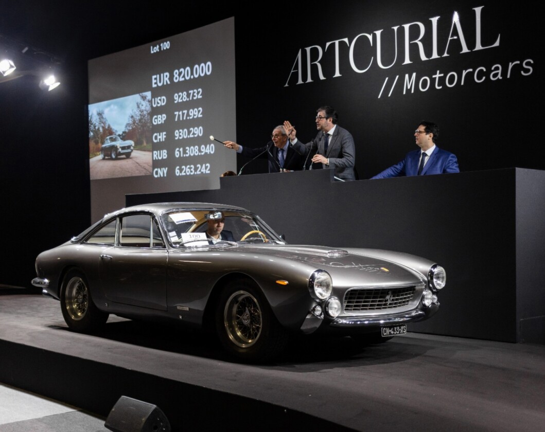 €977,400 | 1964 Ferrari 250 GT/L Lusso | Auction Description: Artcurial