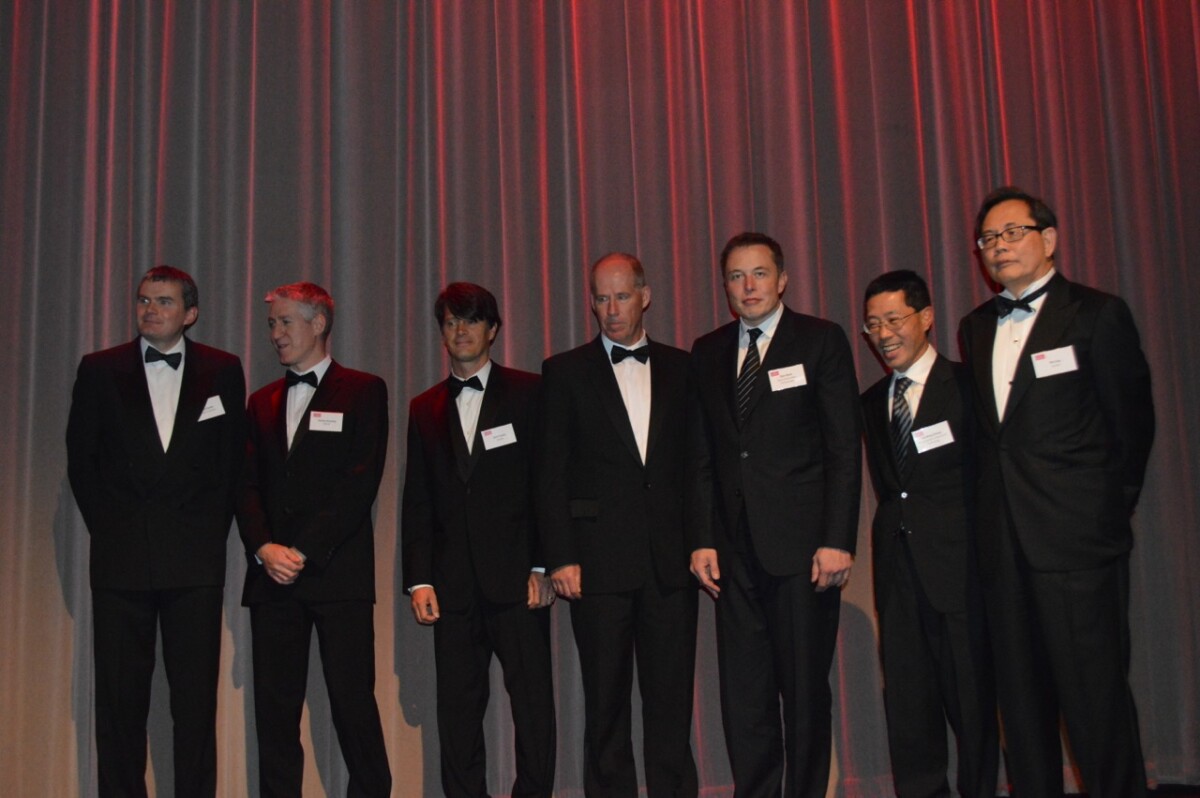 The winners' lineup (Photo: Gizmag)