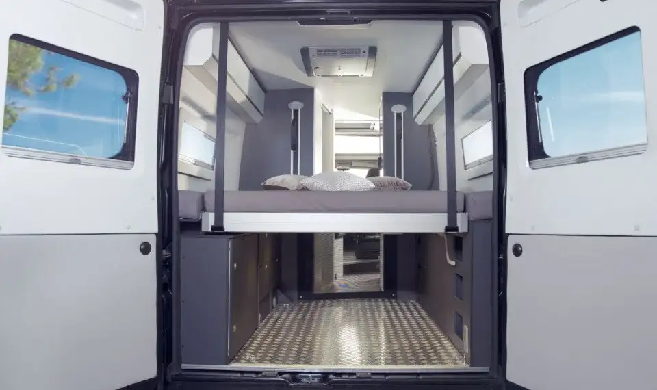 The Adria Twin Supreme 640 SGX bed can lower all the way down to bottom position, raise straight to the ceiling or stop anywhere in between, increasing versatility