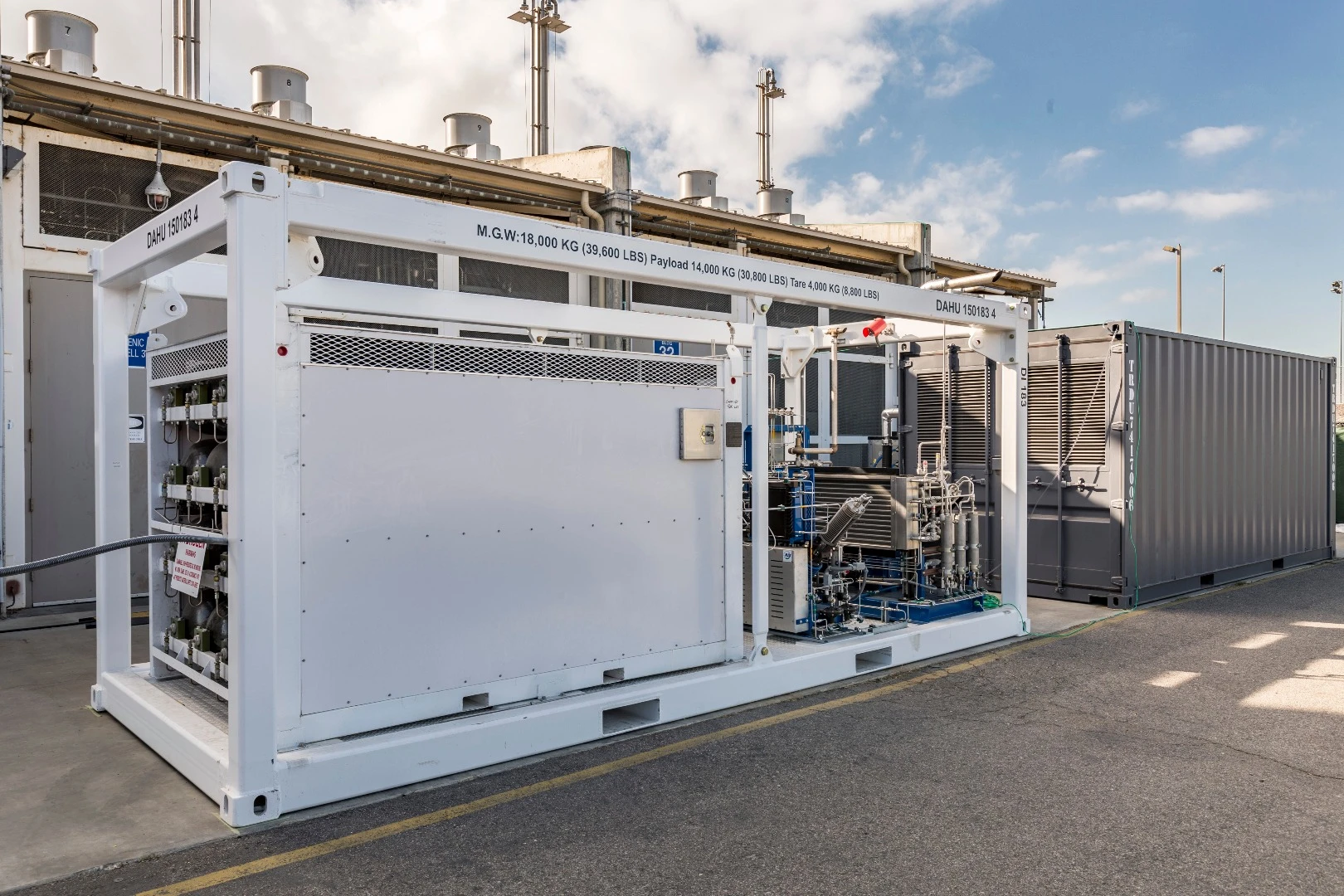 Boeing's reversible solid oxide fuel cell system in operation in Huntington Beach, California