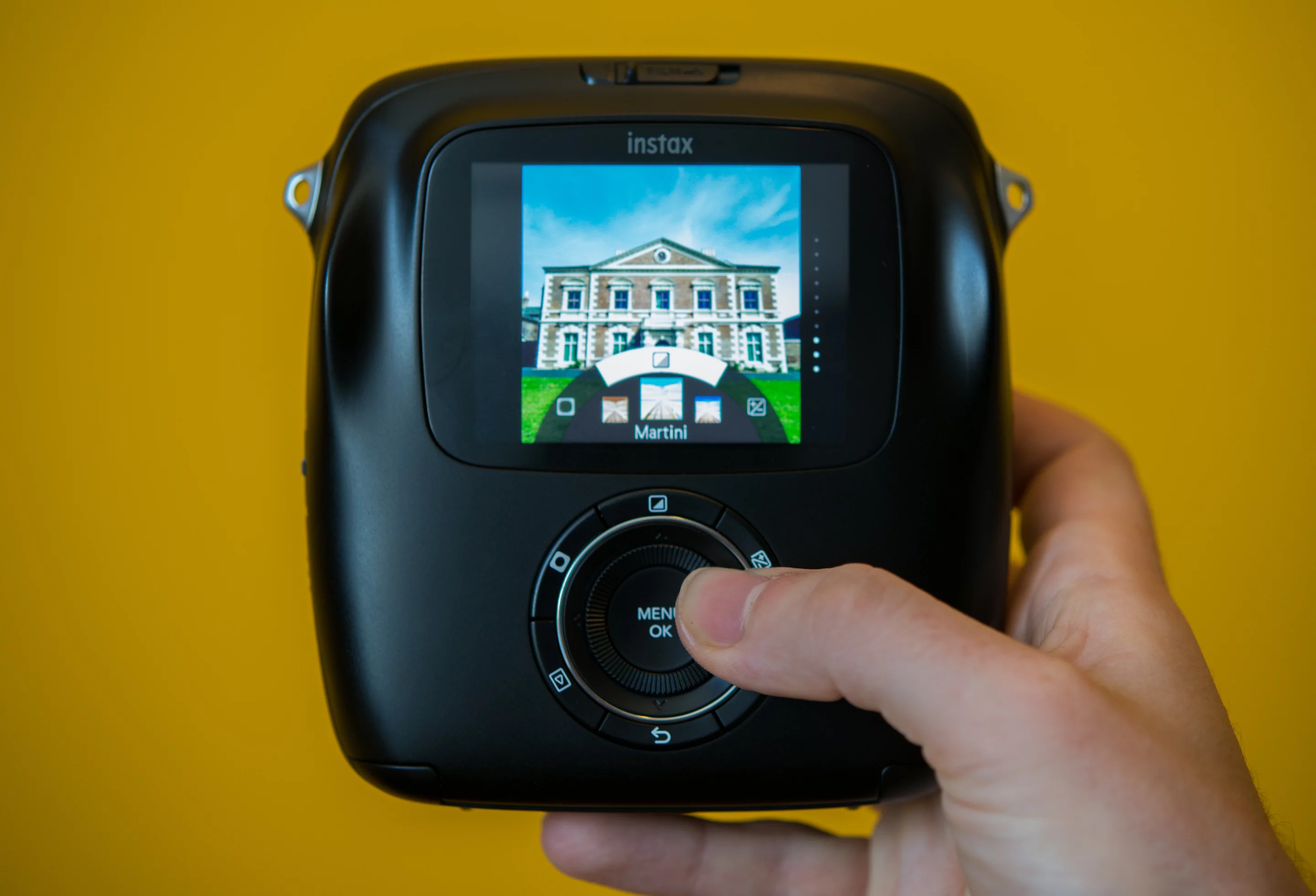 Selecting filters on the Fujifilm Instax SQ10 digital instant camera