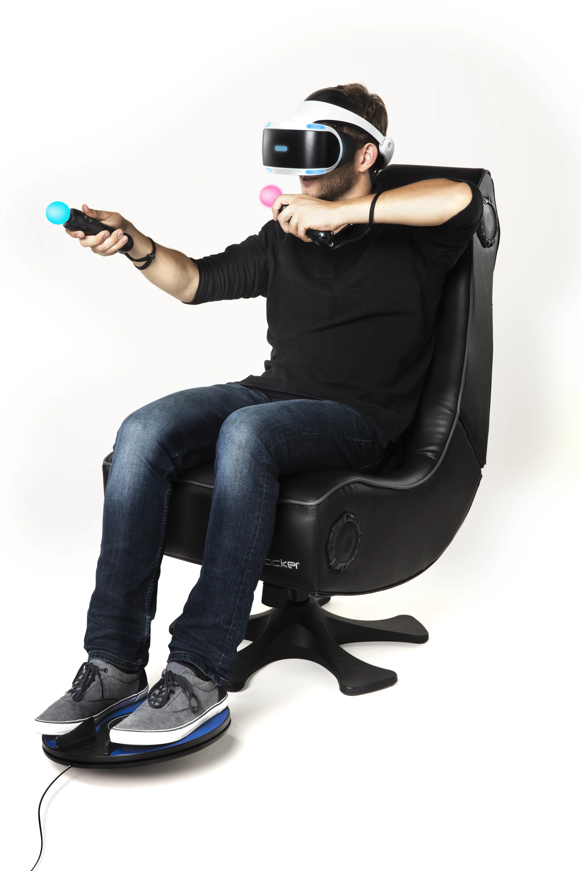 The 3dRudder seems like a fairly intuitive way for players to get around in VR worlds