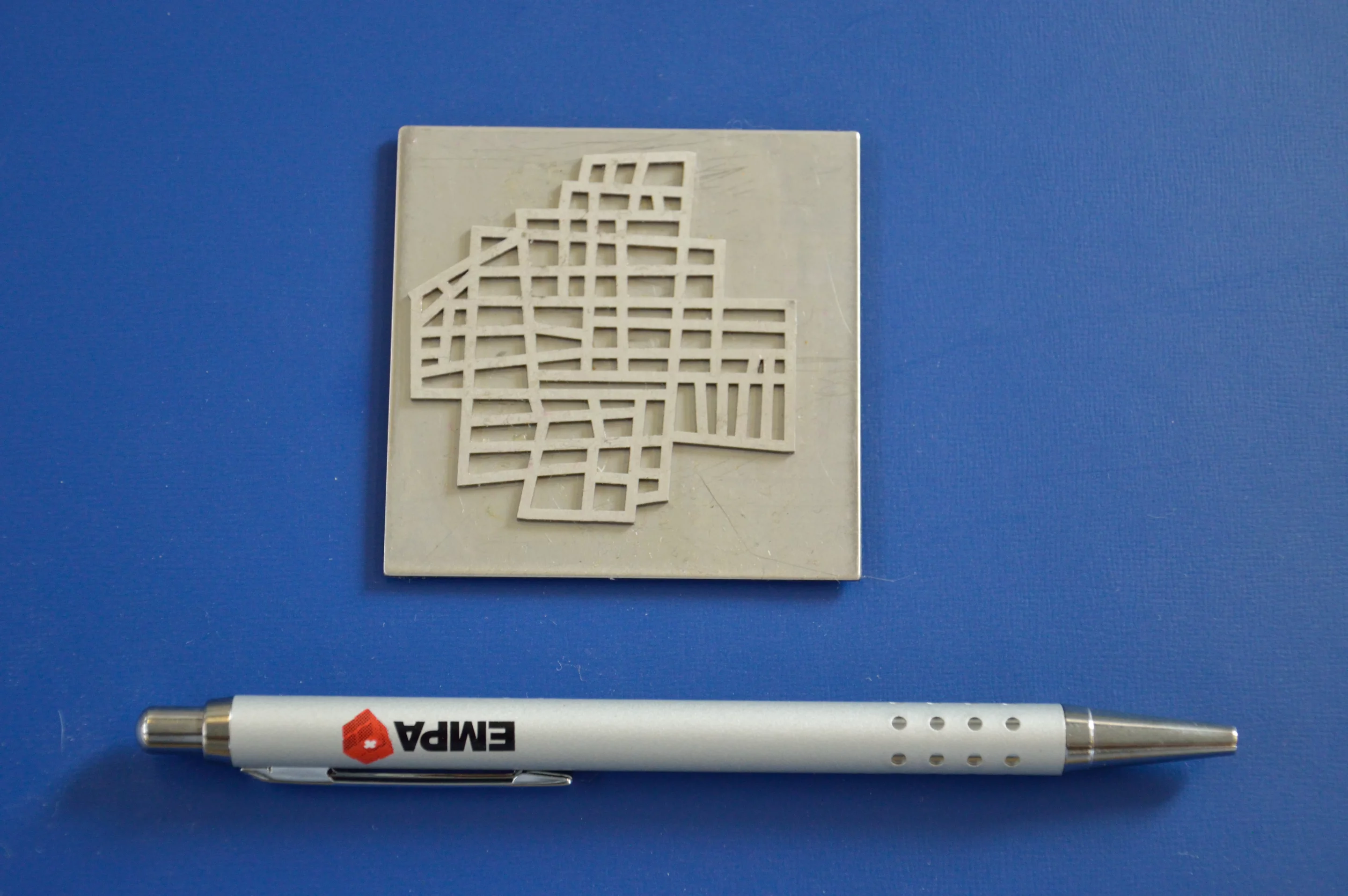 The test maze was only a few centimeters across