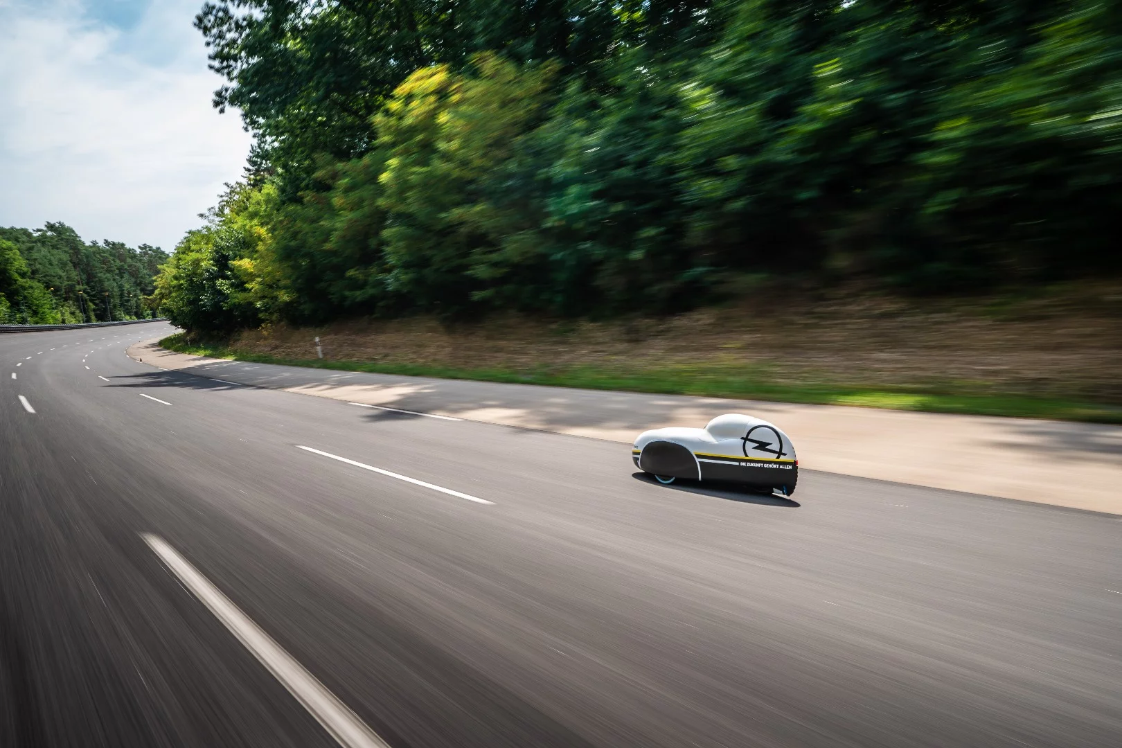 Walde completed 227 laps of the Opel test center