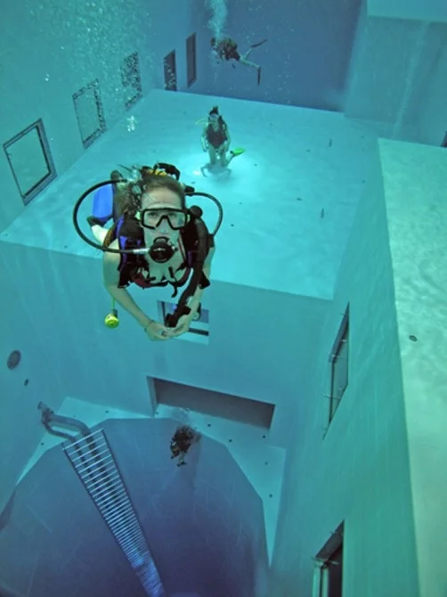 The 100ft deep Nemo 33 pool