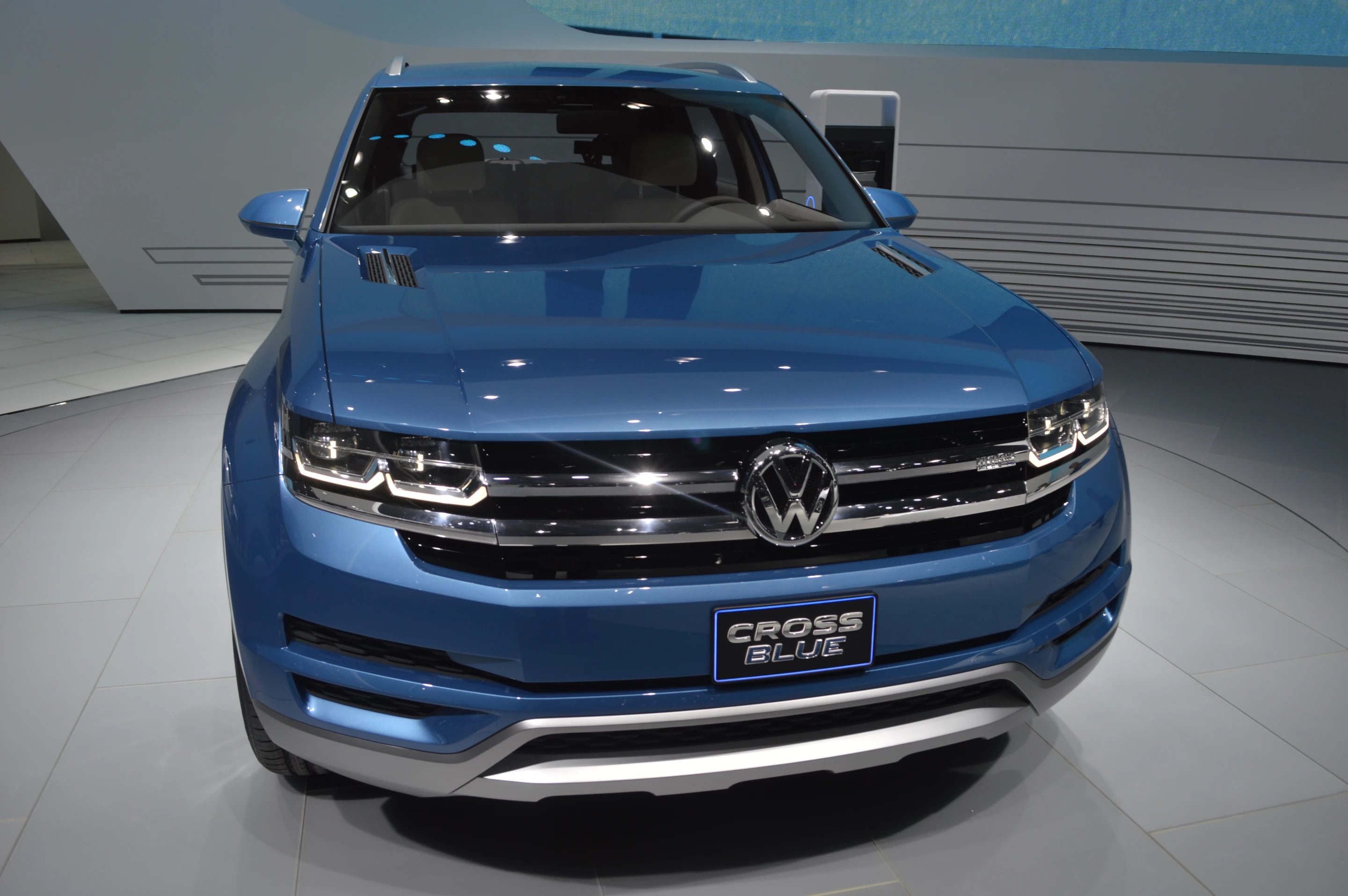 Volkswagen first showed the CrossBlue Coupe at the 2013 North American International Auto Show