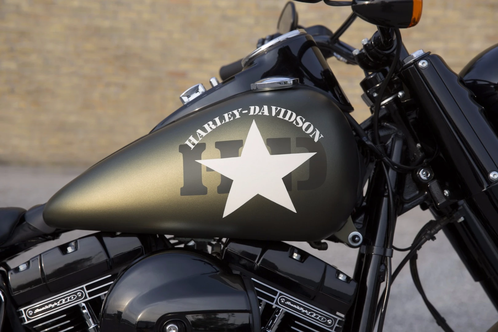 2016 Harley-Davidson Softail Slim S