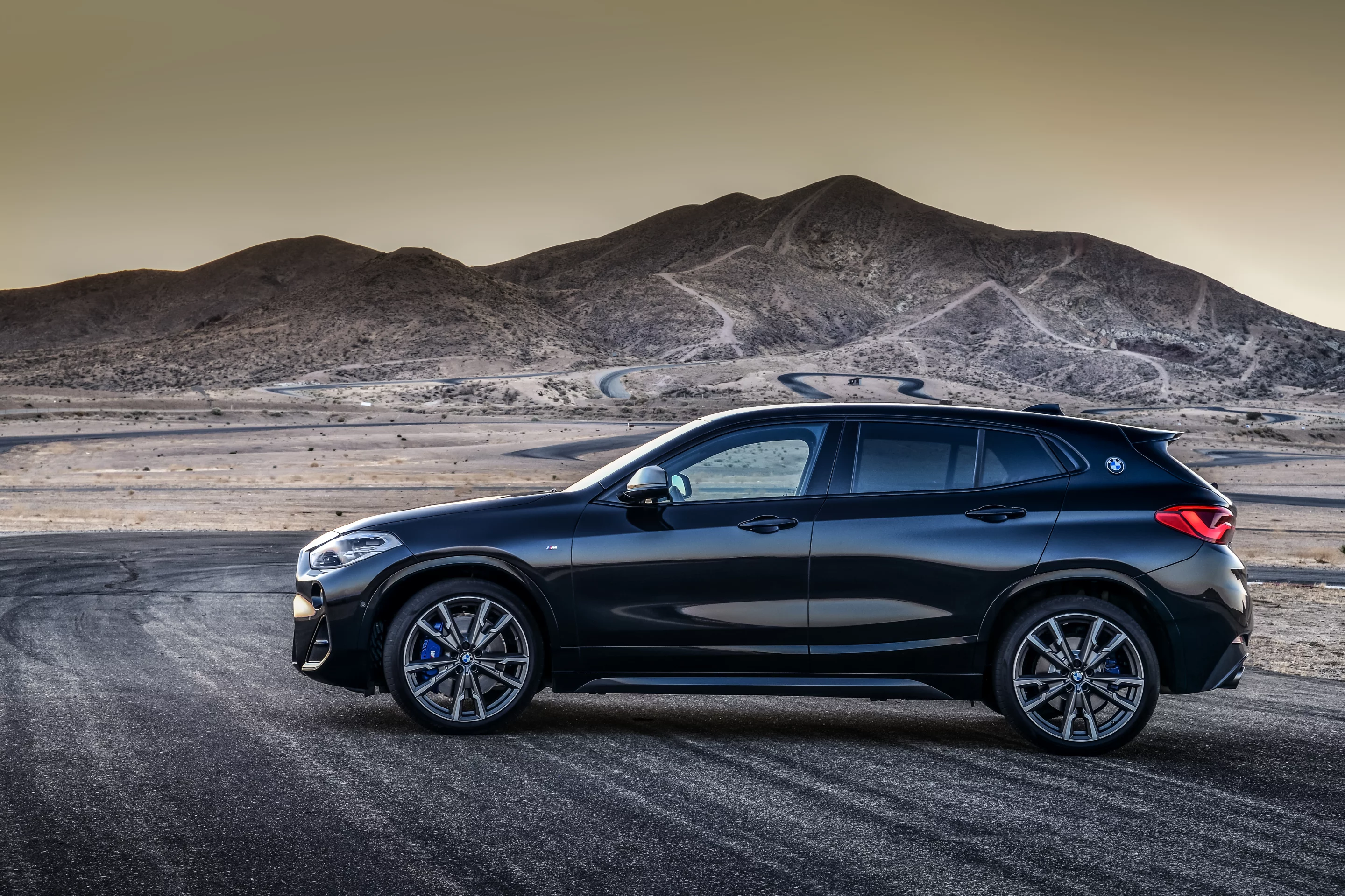 19-inch alloys come standard on the BMW X2 M35I