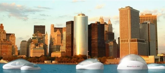 The River Gym would offer passengers spectacular views of the New York skyline (Image: Dr Mitchell Joachim, Terreform 1)