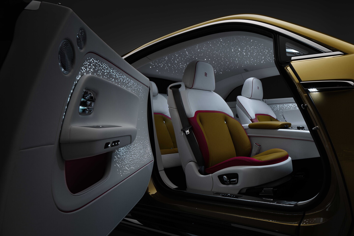 The Spectre planetarium: Rolls-Royce offers the option to dress the car in thousands upon thousands of illuminated stars