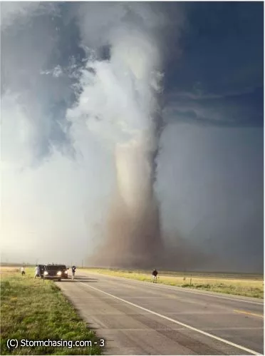 It's easy to see why chasing tornadoes is sucking in tourists