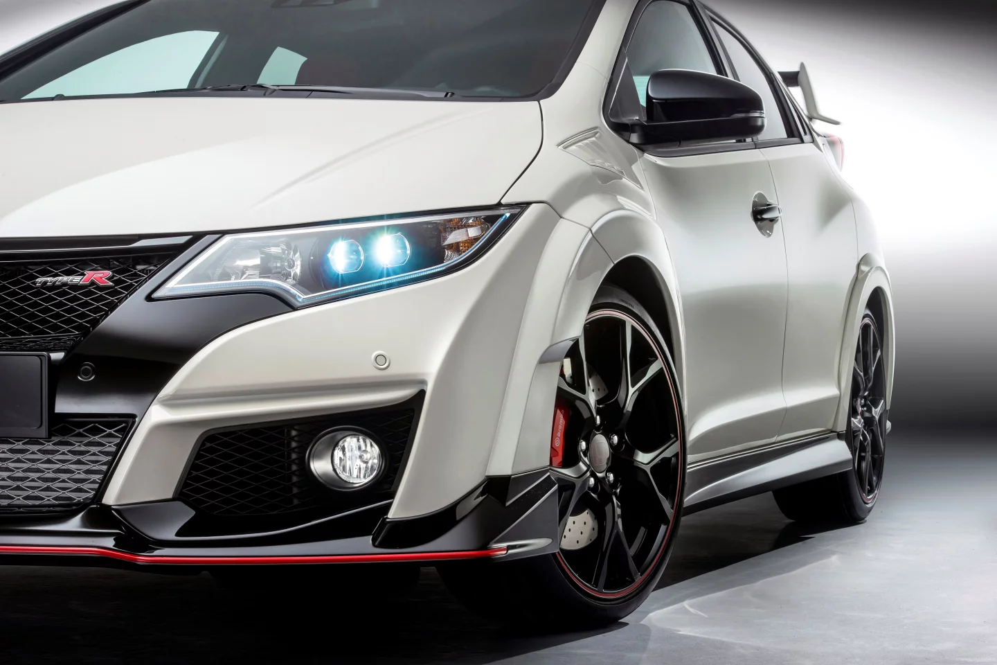 Lightweight alloy wheels are a part of the Type-R package