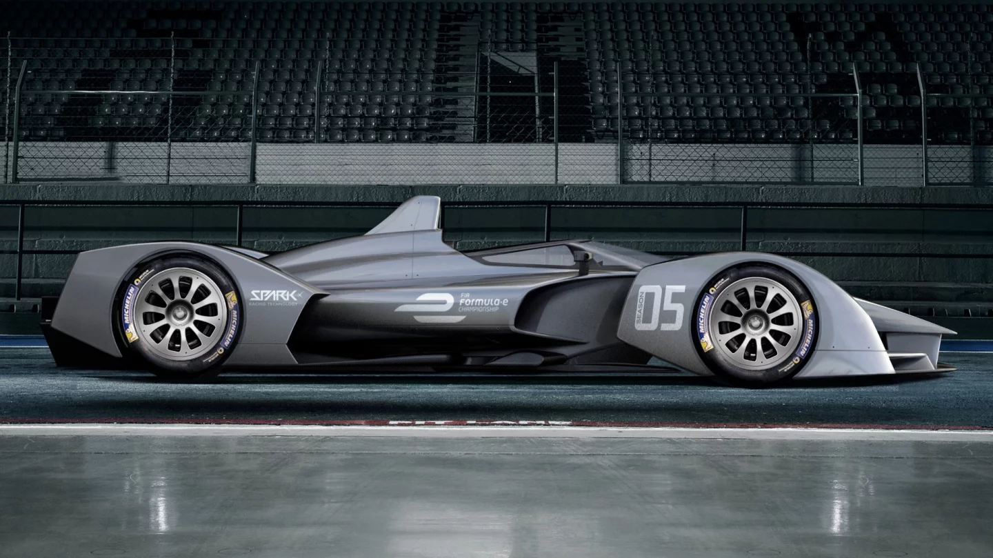 Spark's 2018 Formula E electric race car chassis: aerodynamic side profile