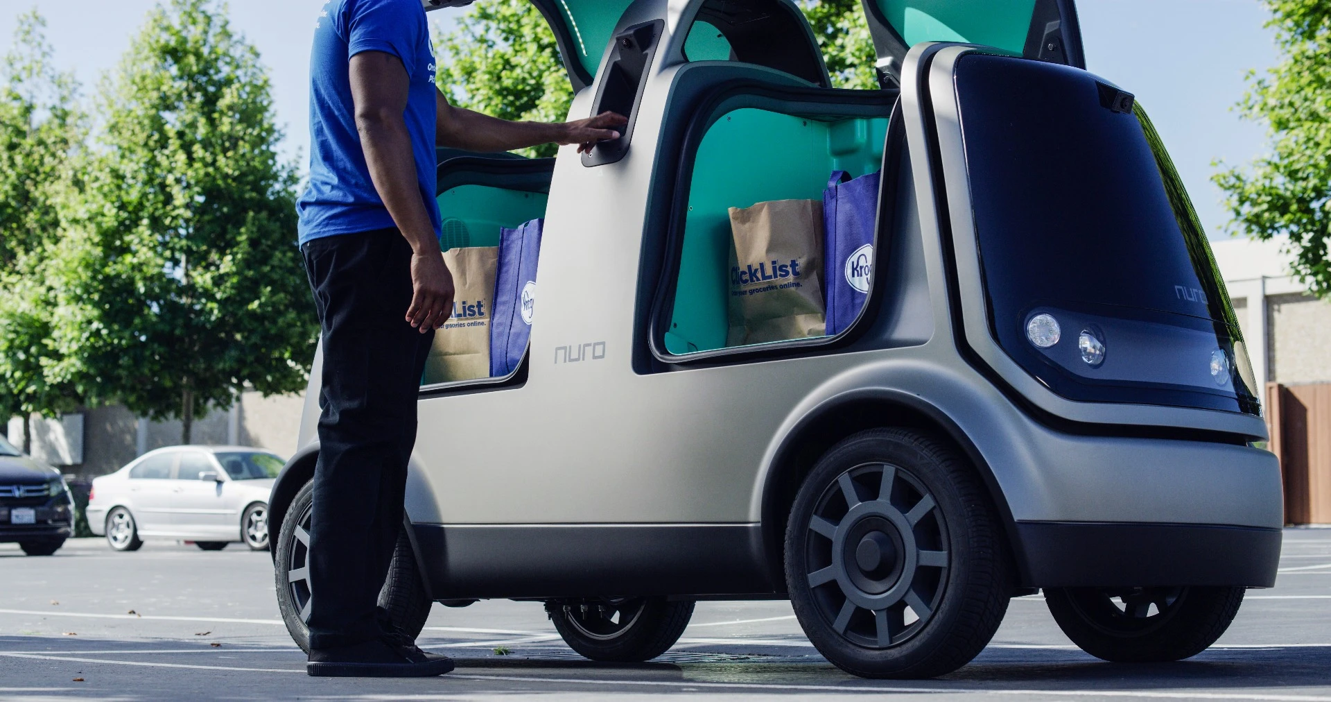 This kind of unmanned grocery delivery system will be tested later this year