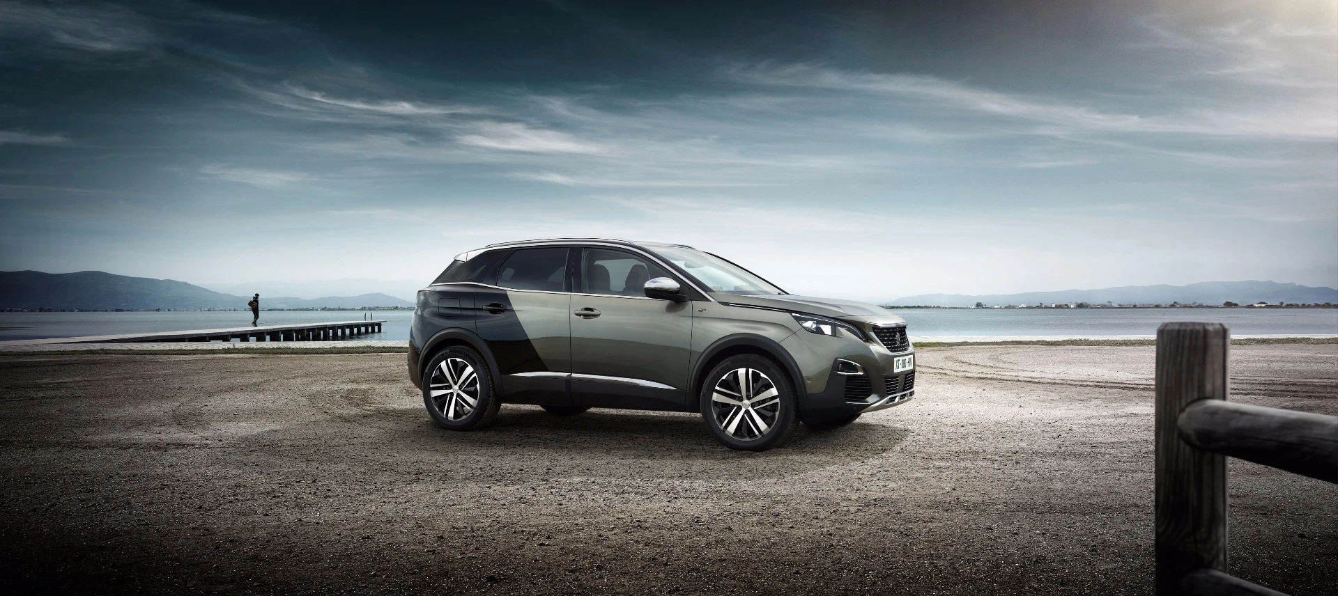 The 3008 GT can be bought with a Coupe Franche paintjob