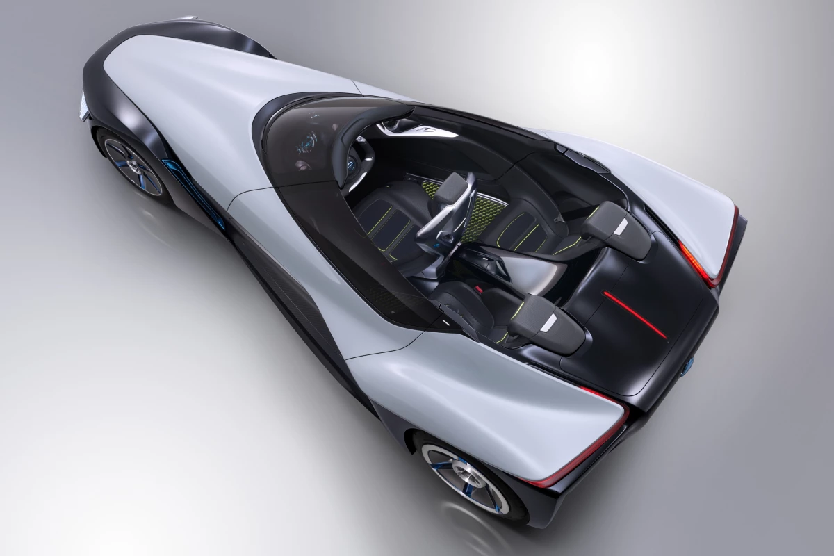 Nissan's Bladeglider Concept is not your traditional sportscar - for starters, it has three seats, it's electric, and it has a shape never before seen on the road.