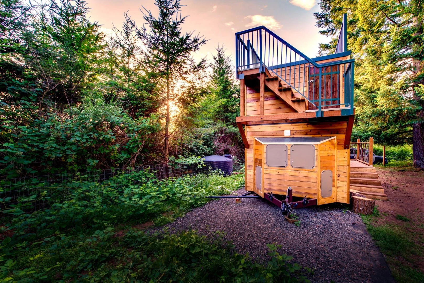 Lots of different types of wood were used during construction, including tongue-and-groove cedar cladding on the exterior and redwood panels on the inside