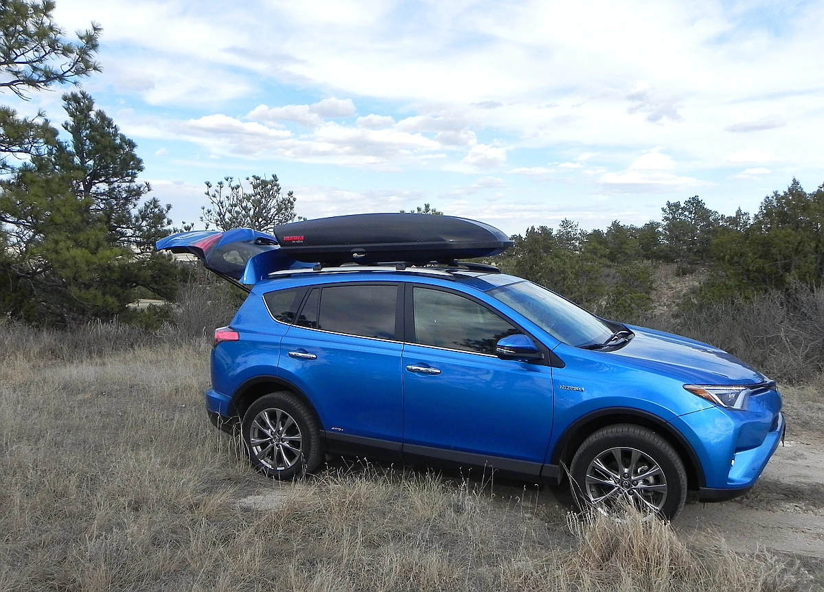 Not everyone will like how this compact crossover looks, but with this hybrid model, it has virtually no competition worth mentioning